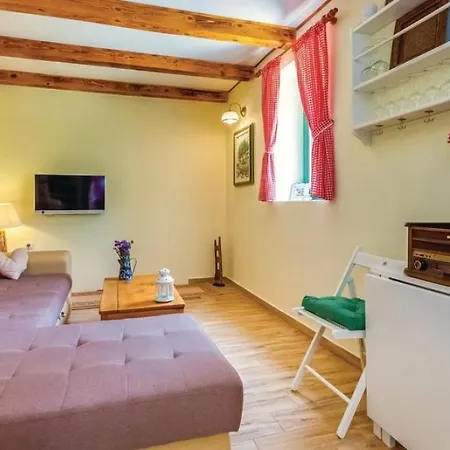 Villa Ruby Beachfront By Guide