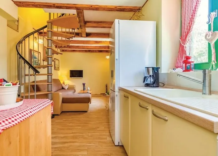 Ruby Beachfront By Guide