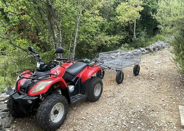 Villa Ruby Beachfront By Guide Dobrinj