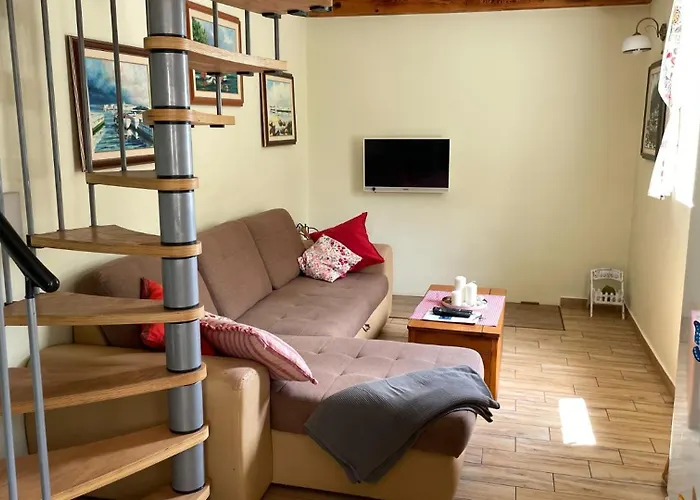 Villa Ruby Beachfront By Guide Dobrinj