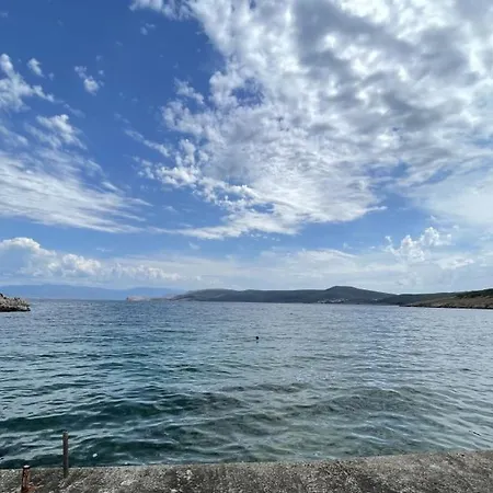 Ruby Beachfront By Guide Villa Šilo