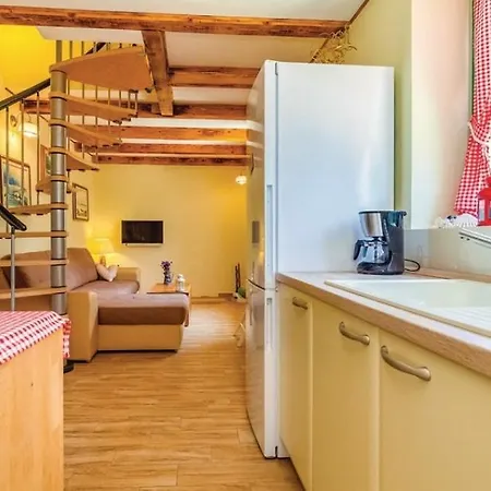 Ruby Beachfront By Guide