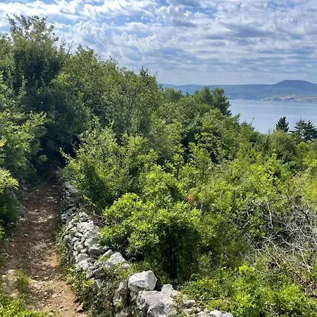 Villa Ruby Beachfront By Guide