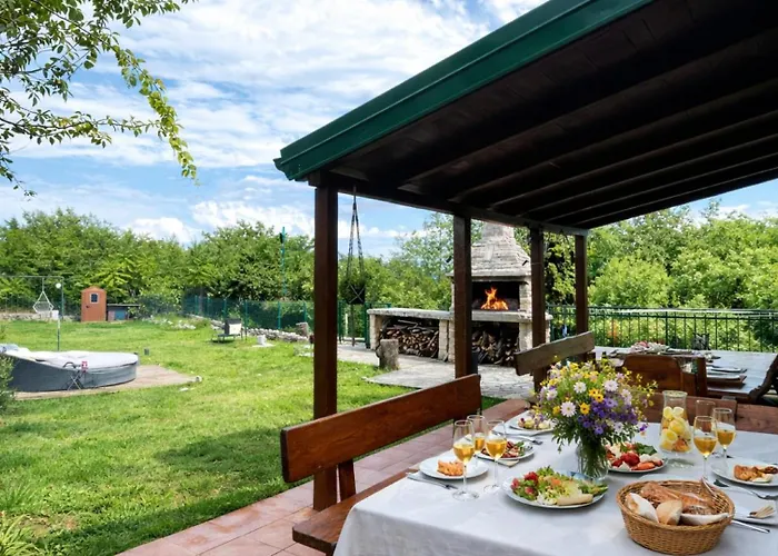 Ruby Beachfront By Guide Villa Dobrinj